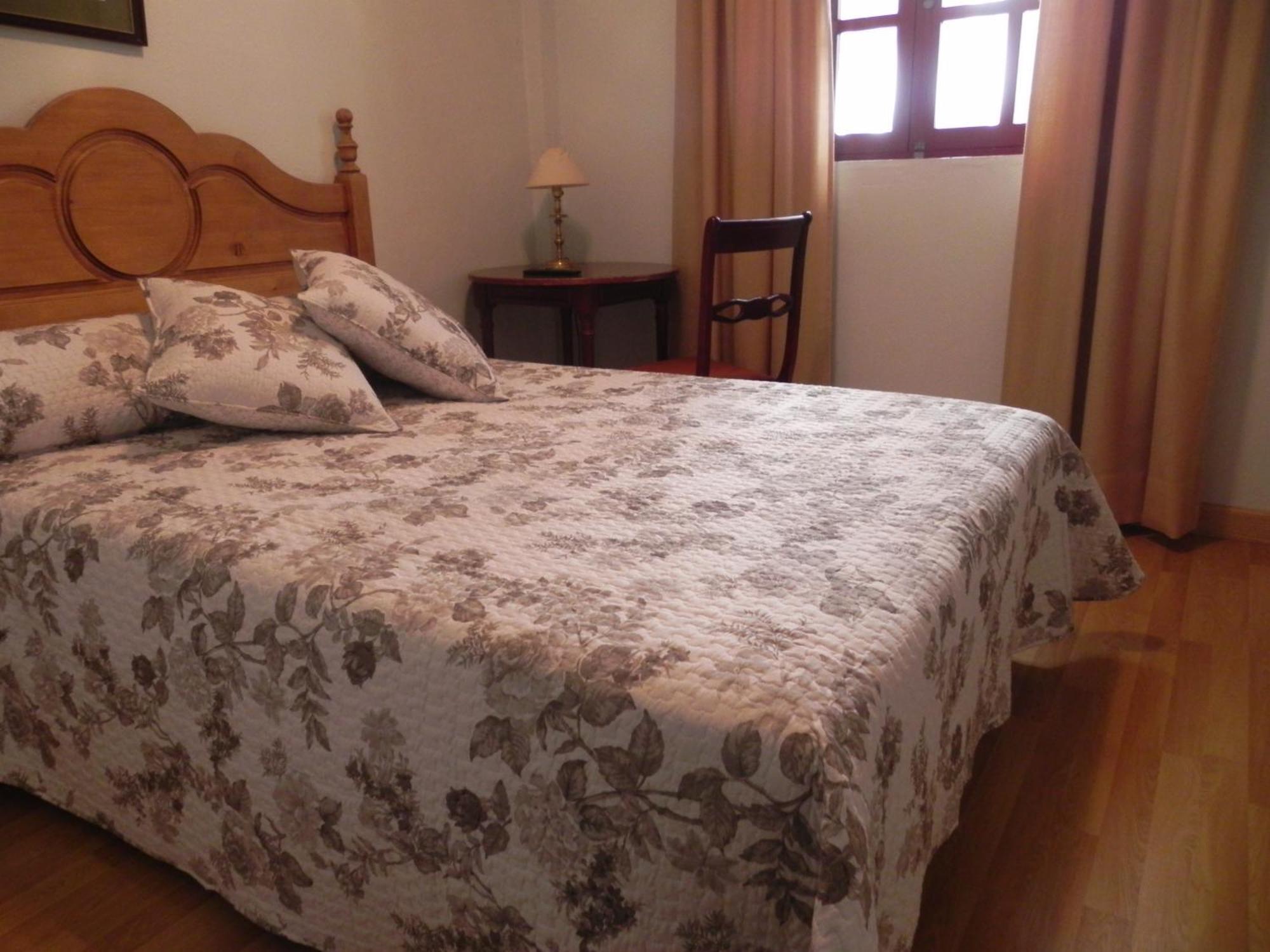 Hotel Sierra De Aracena Kamer foto