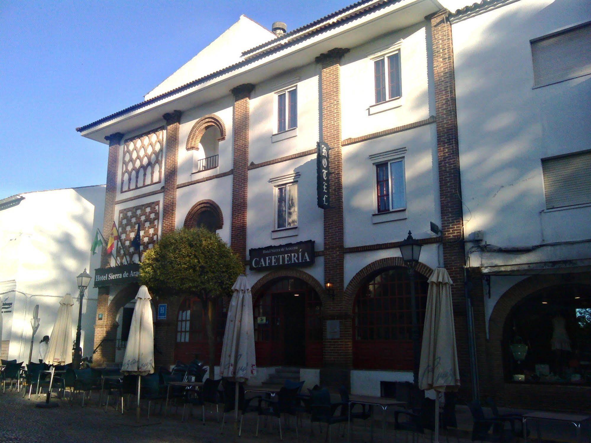 Hotel Sierra De Aracena Buitenkant foto