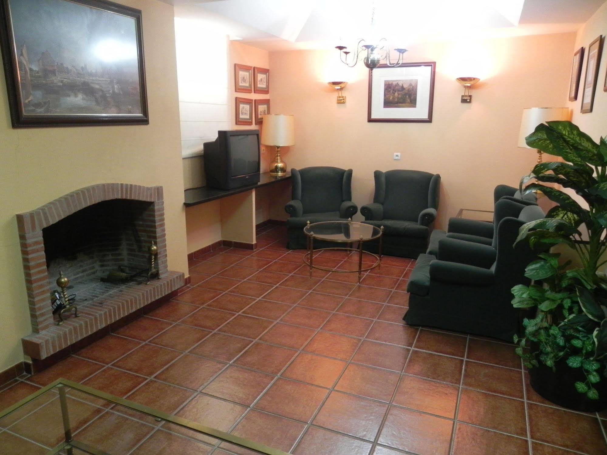 Hotel Sierra De Aracena Buitenkant foto