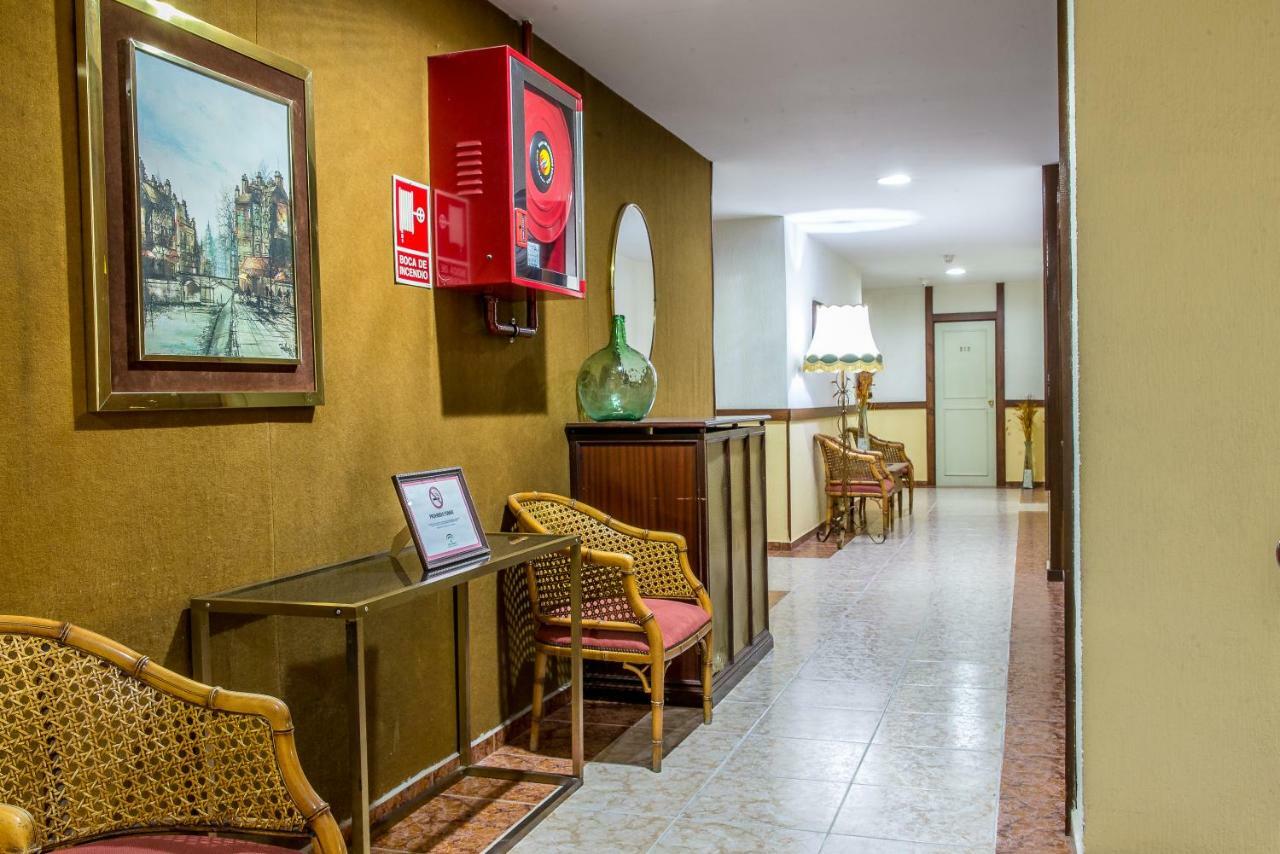 Hotel Sierra De Aracena Buitenkant foto